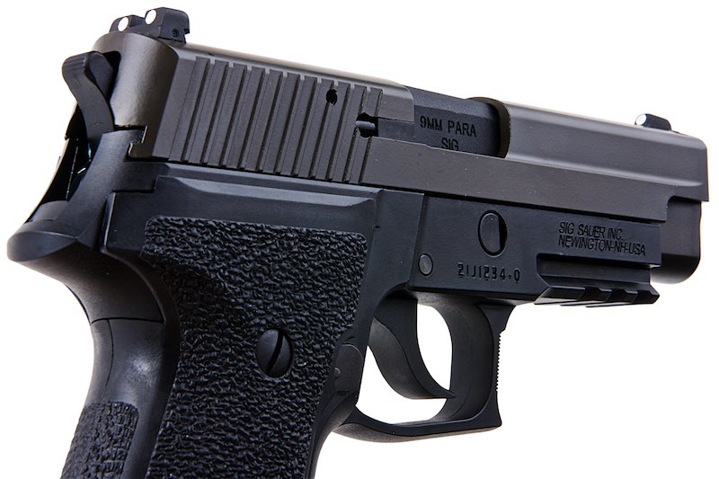 SIG Sauer (VFC) P226 MK25 GBB Airsoft Pistol
