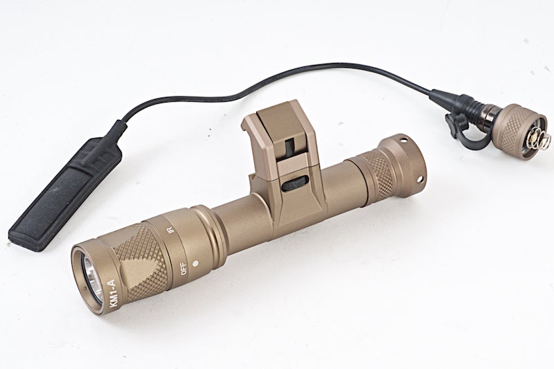 Blackcat Airsoft M600V Tactical Flashlight (Tan)
