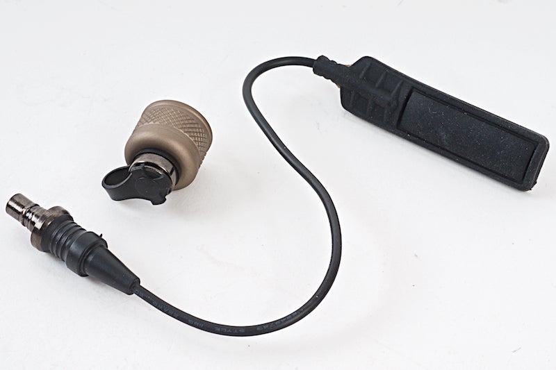Blackcat Airsoft M600V Tactical Flashlight (Tan)