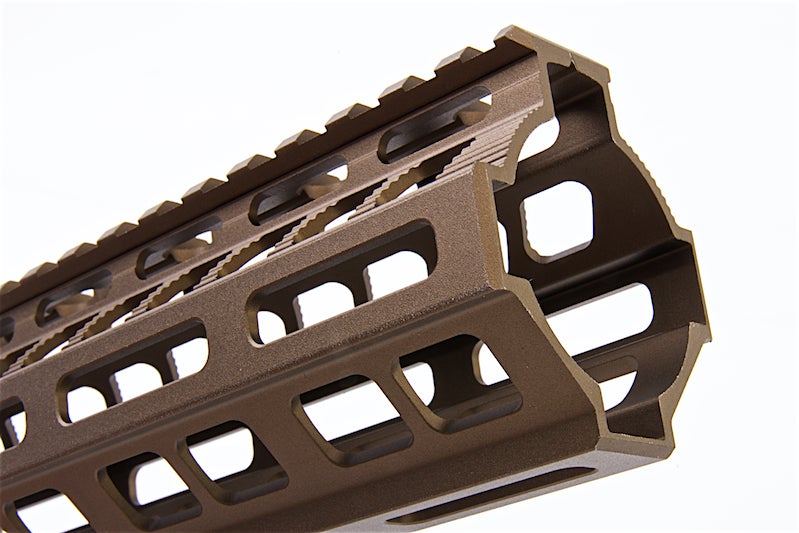 VFC SABER 8 inch M-Lok System Handguard for M4 AEG / GBB Rifle (Dark Earth)