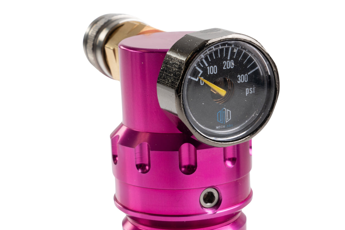 Mechlabs Nexxus Flo Max Regulator with 39 inch Air Line (Pink)