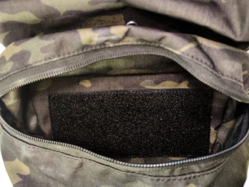 Twinfalcons Back Panel Double Pouch (MCBK)