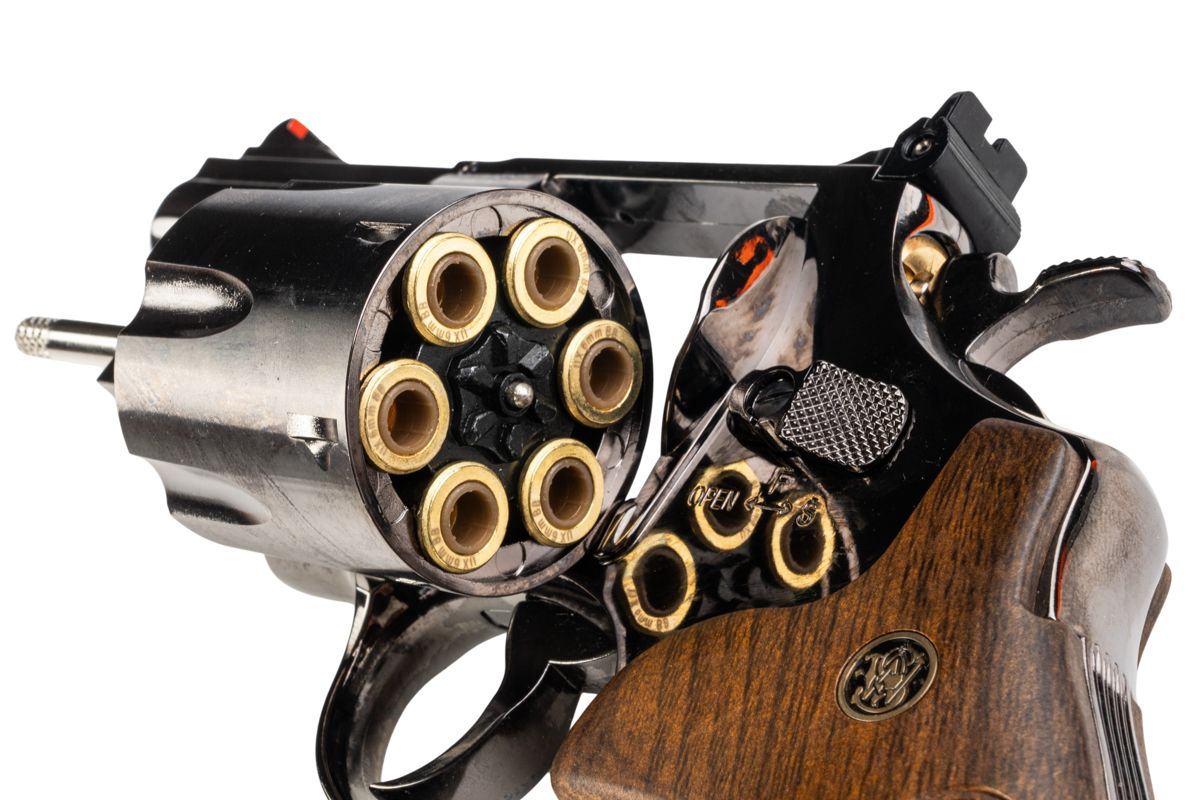 Umarex (WinGun) 3 inch S&W M29 Airsoft CO2 Revolver (Polymer Wood Texture Grip/ Titanium Black Ver.)