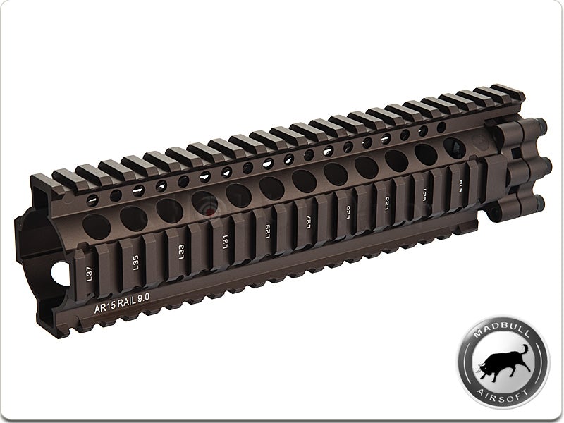 Madbull 9 Inch Daniel Defense Lite Rail Picatinny Handguard (Sand)