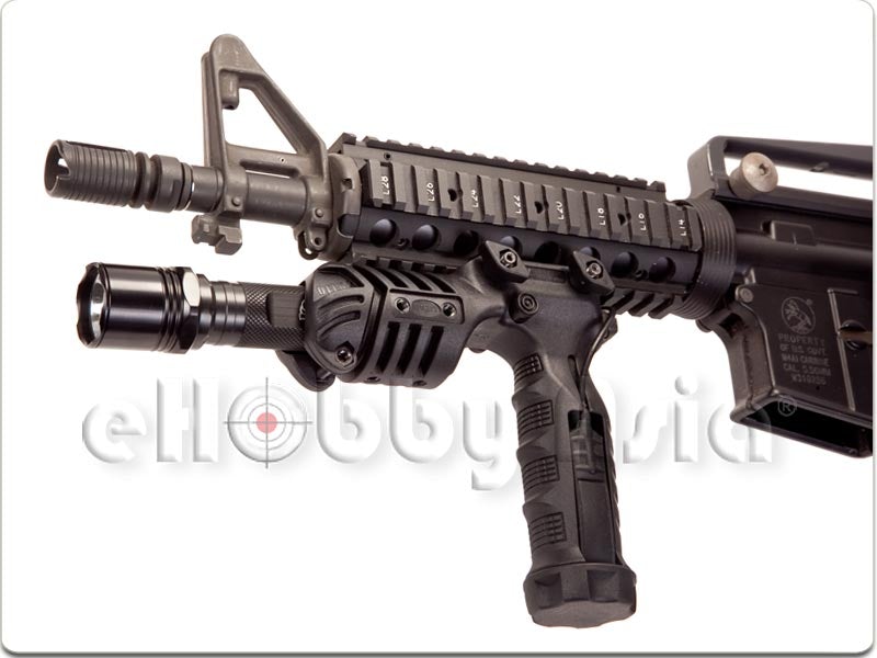 CAA Airsoft FGA Forearm Vertical Grip wtih Light Mount