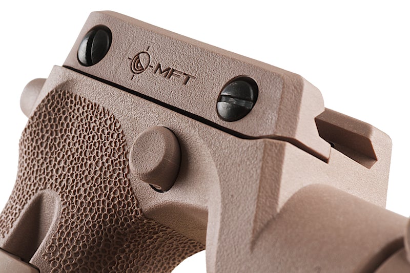 MFT React Torch and Vertical Grip (RTG). Vertical grip with illumination mount (Dark Earth)